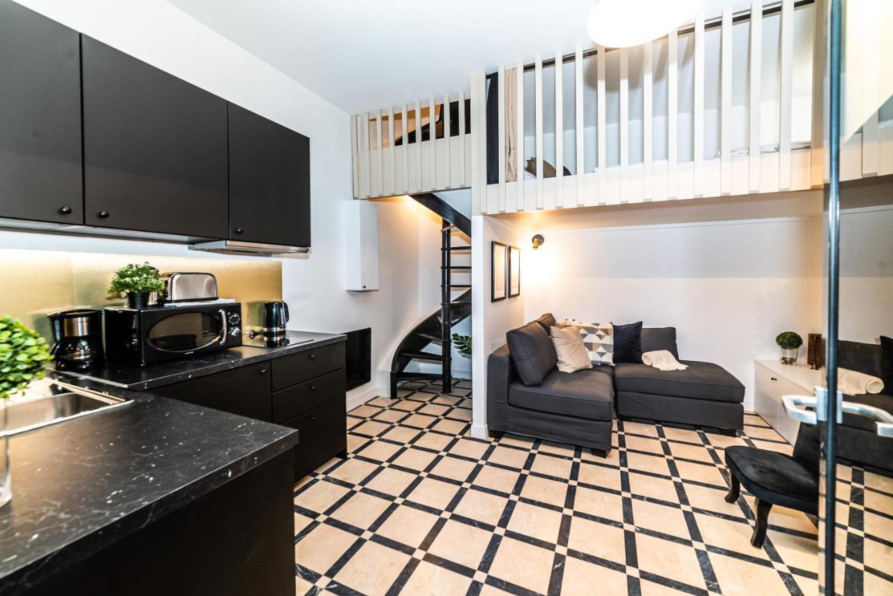 Apartamento Luxurious Triplex - Marais & Montorgueil París Exterior foto